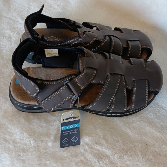 St John's Bay men's DRY+COOL memory foam sandals Brown size 12m - Picture 2 of 6